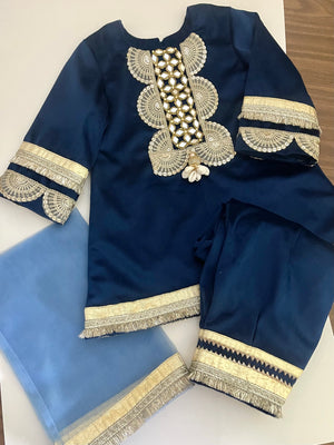 ‘Seher’ Navy Velvet Indianwear set